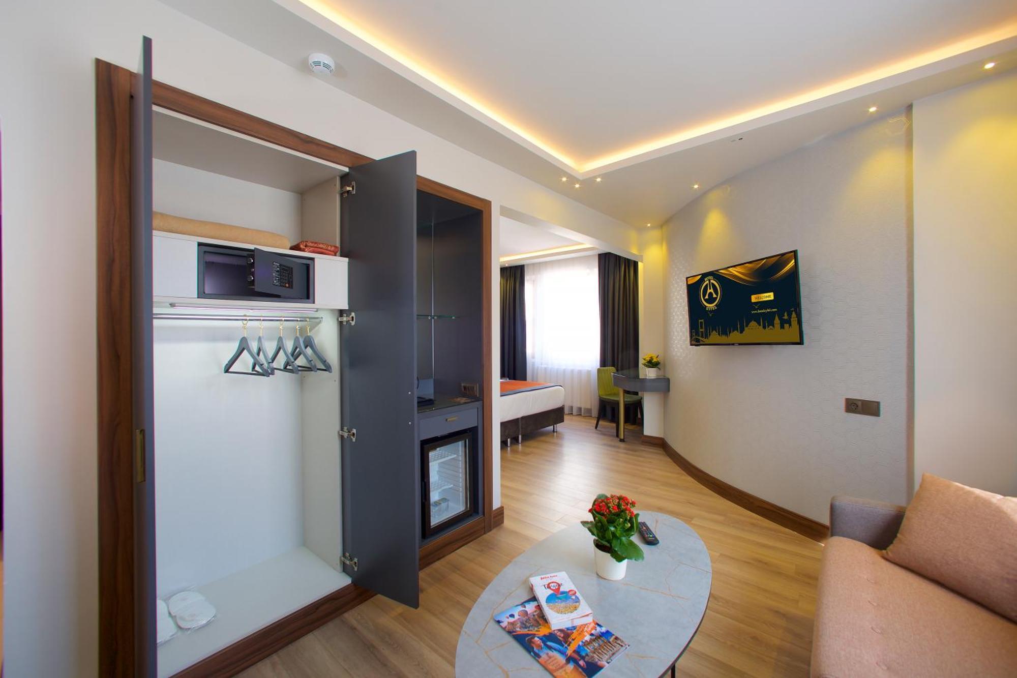 Hotel Eyfel Istanbul Exterior photo