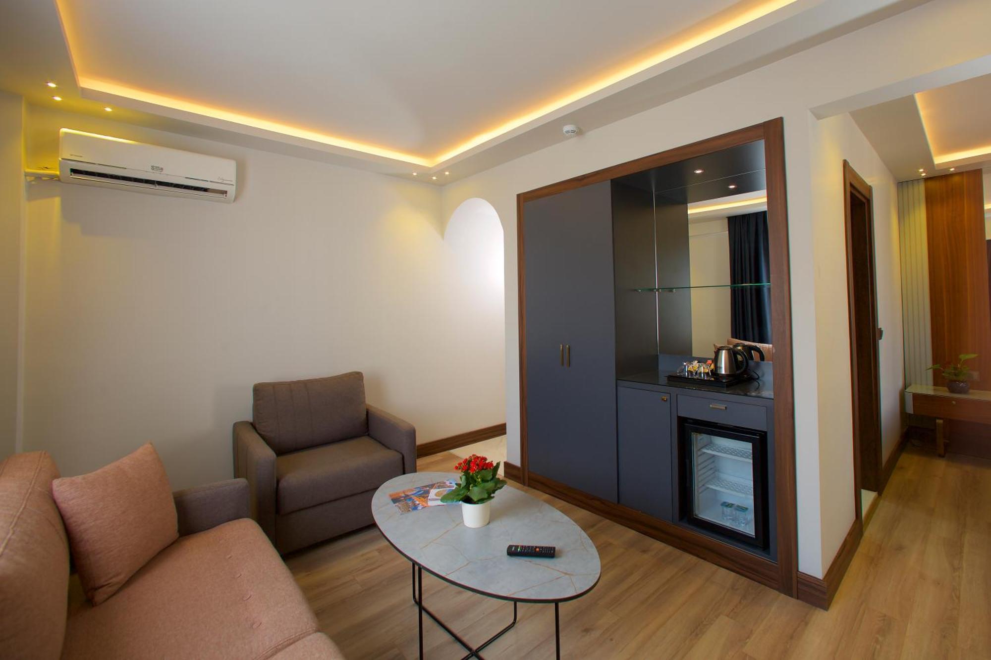 Hotel Eyfel Istanbul Exterior photo